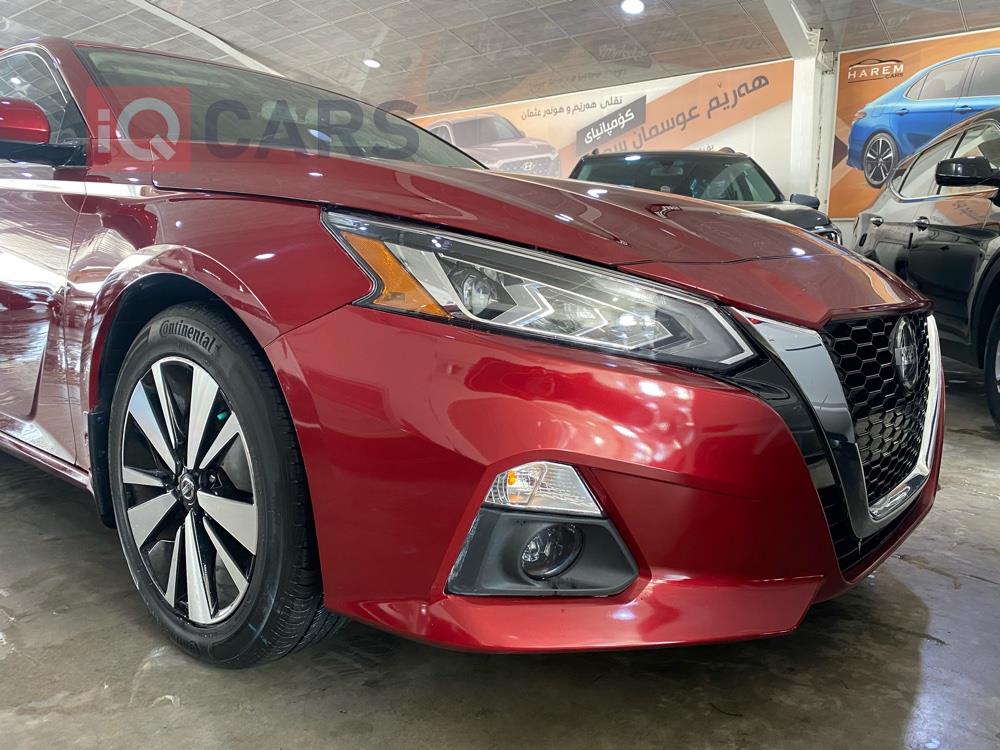 Nissan Altima